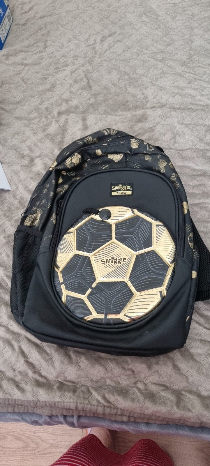 Smiggle Rugzak met Voetbal Design - Zwart/Goud, 25 tot 40 cm, Zo goed als nieuw, 30 tot 45 cm, Ophalen