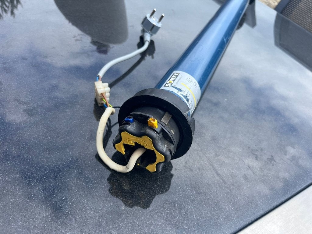 Buismotor, SOMFY MARINER, METEOR JUPITER BECKER, Doe-het-zelf en Verbouw, Rolluiken, Ophalen, Gebruikt, Minder dan 100 cm, Wit