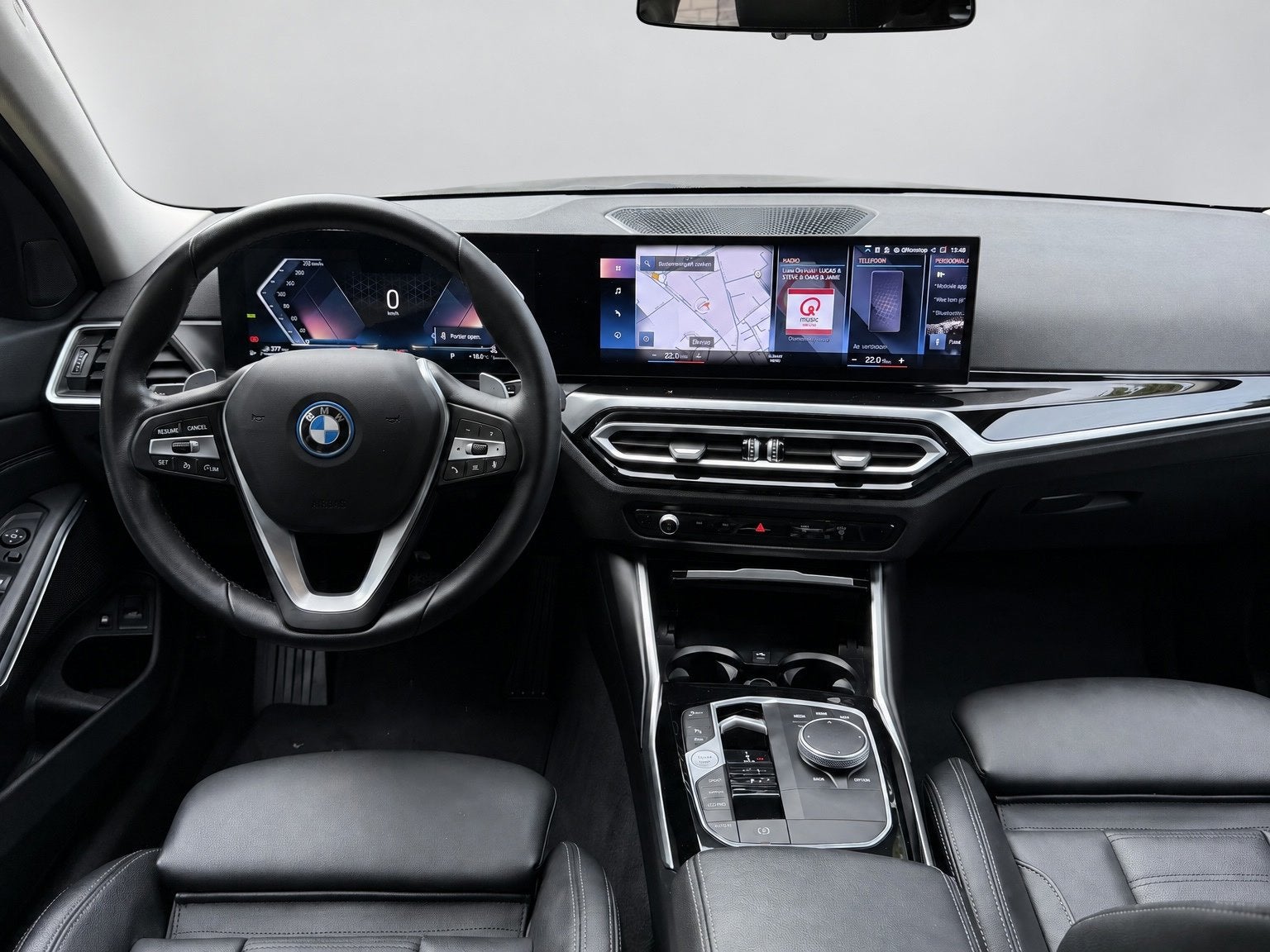 BMW 3-serie Touring 320e Black line, facelift, lederen sport, Auto's, Gebruikt, Euro 6, 4 cilinders, Hybride Elektrisch/Benzine