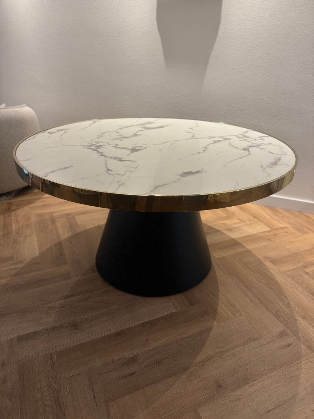 Eettafel rond marmer €100 moet weg!, Ophalen, Gebruikt, Rond, Vijf personen of meer