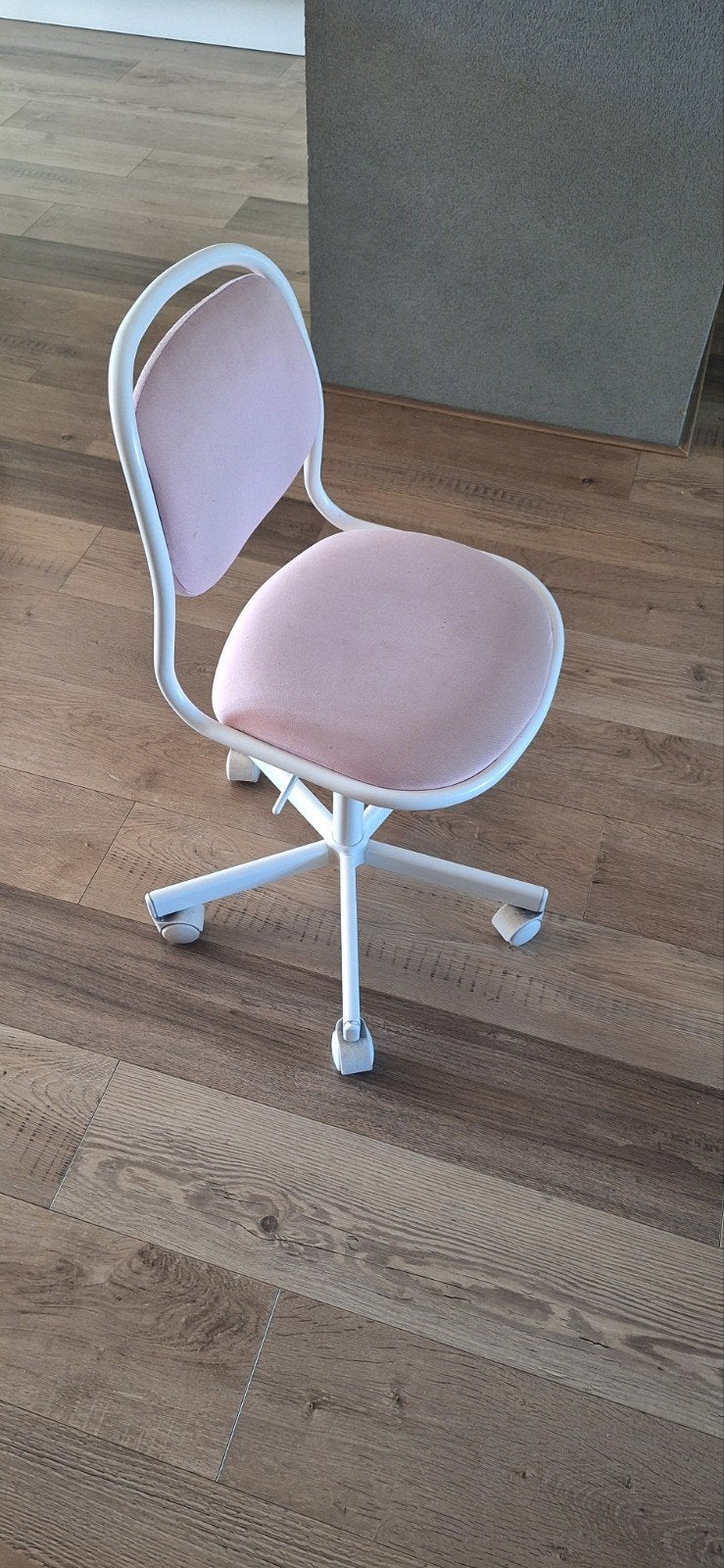 IKEA ÖRFJÄLL Bureaustoel - Roze/Wit, Ophalen of Verzenden, Gebruikt, Roze, Bureaustoel