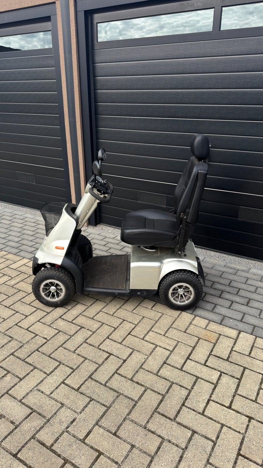 Afikim Afiscooter Breeze C4 -Luxe 4-wiel scootmobiel, Ophalen, 46 km of meer, 16 km/u of meer