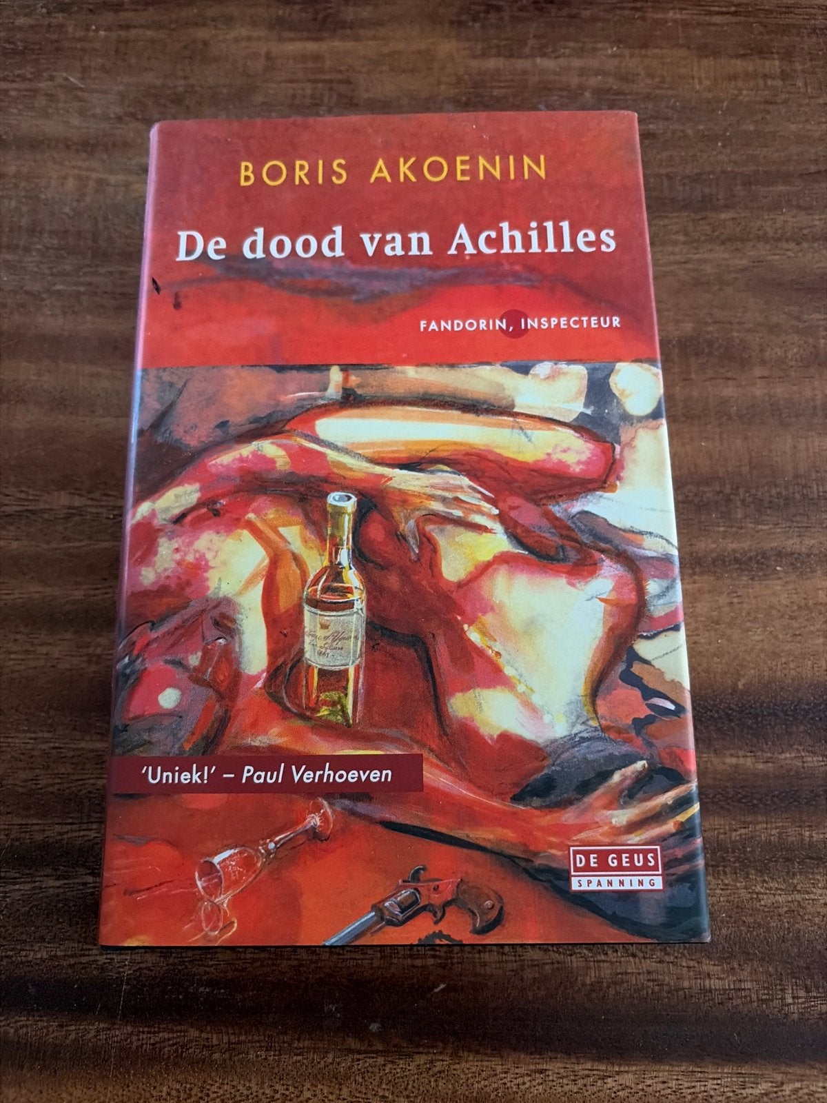De dood van Achilles - Boris Akoenin - V2, Boeken, Ophalen of Verzenden, Gelezen, Wereld overig