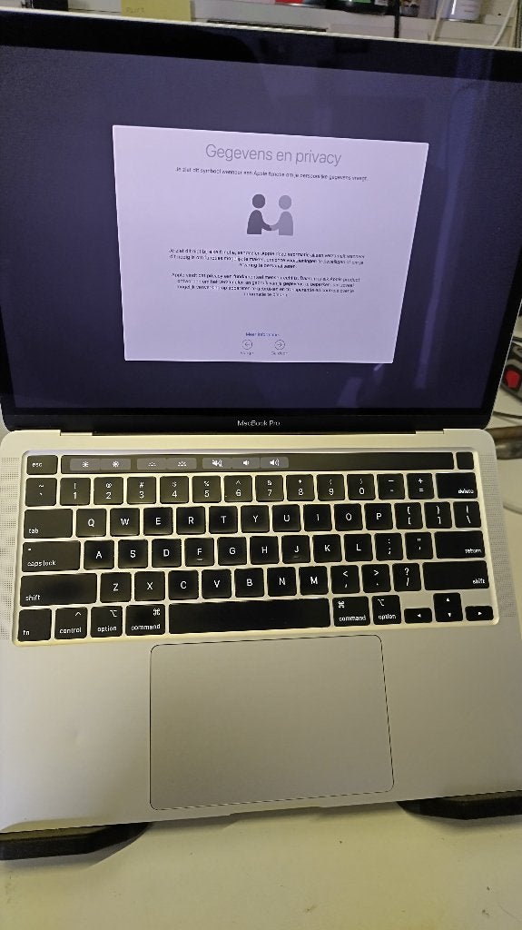 Apple MacBook Pro 13, MacBook Pro, Gebruikt, 2 tot 3 Ghz, Qwerty