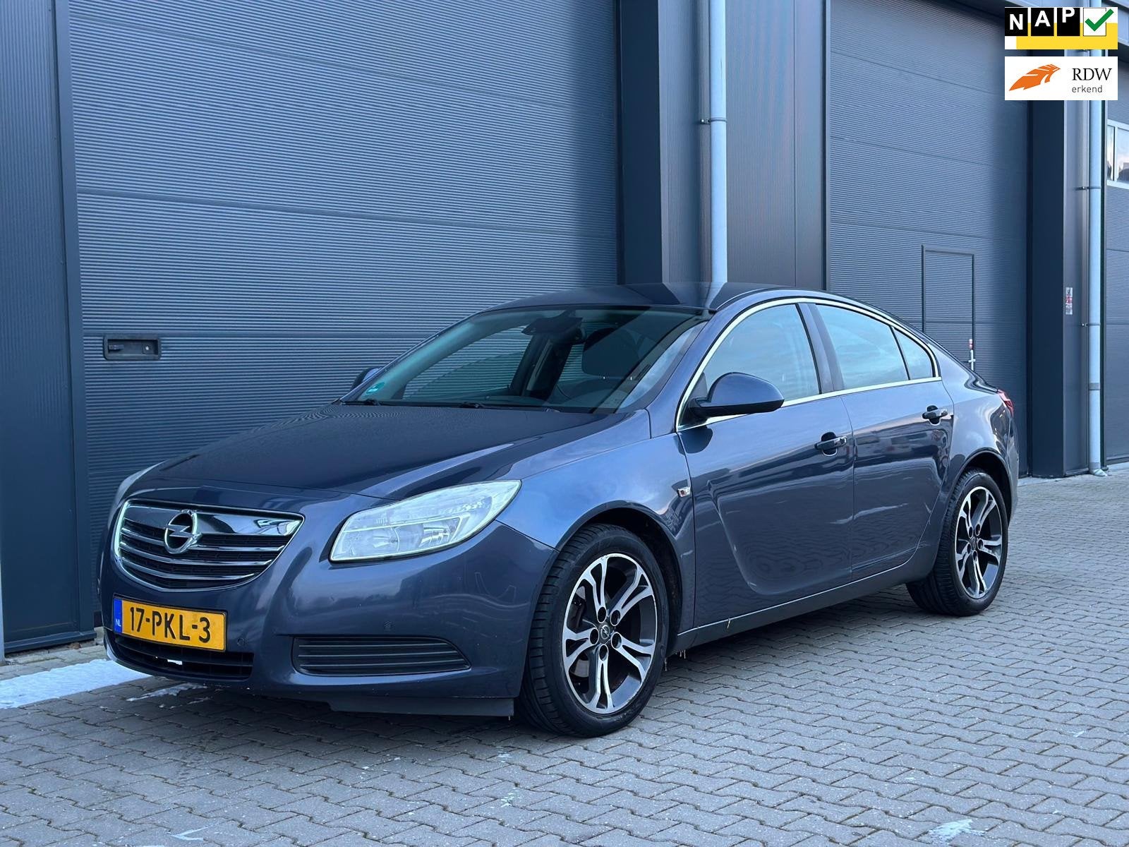 Opel Insignia 1.8 EDITION BJ011 CLIMA NAVI LMV, Auto's, Opel, Euro 5, Stof, Gebruikt, 4 cilinders