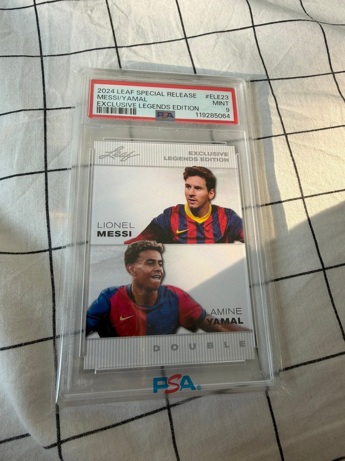 Lionel Messi / Lamine Yamal PSA 9 – Exclusive Legends, Ophalen of Verzenden, Zo goed als nieuw, Plaatje