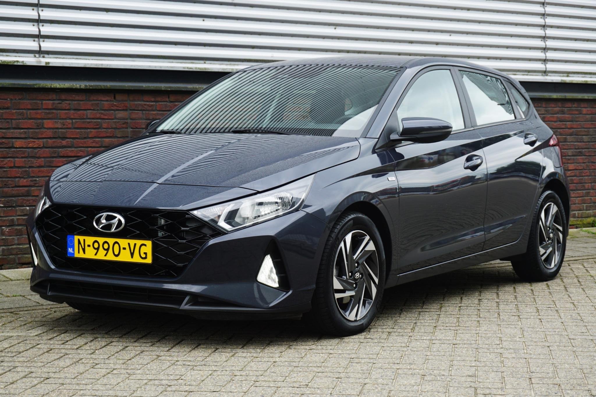 Hyundai i20 1.0 T-GDI 100PK Hybrid/Camera/CarPlay/LMV/ Nieuw, Gebruikt, Euro 6, Origineel Nederlands, Handgeschakeld