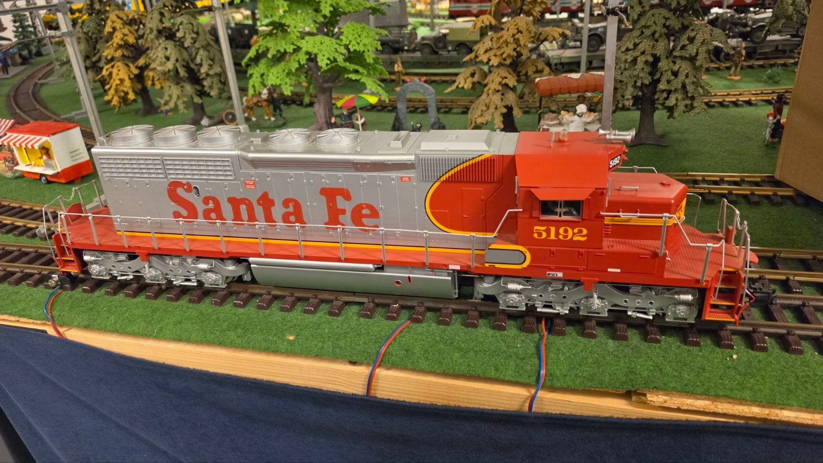 Lgb santa fe loc, met 2 motoren. Analoog, Gebruikt, Ophalen of Verzenden, LGB, Analoog
