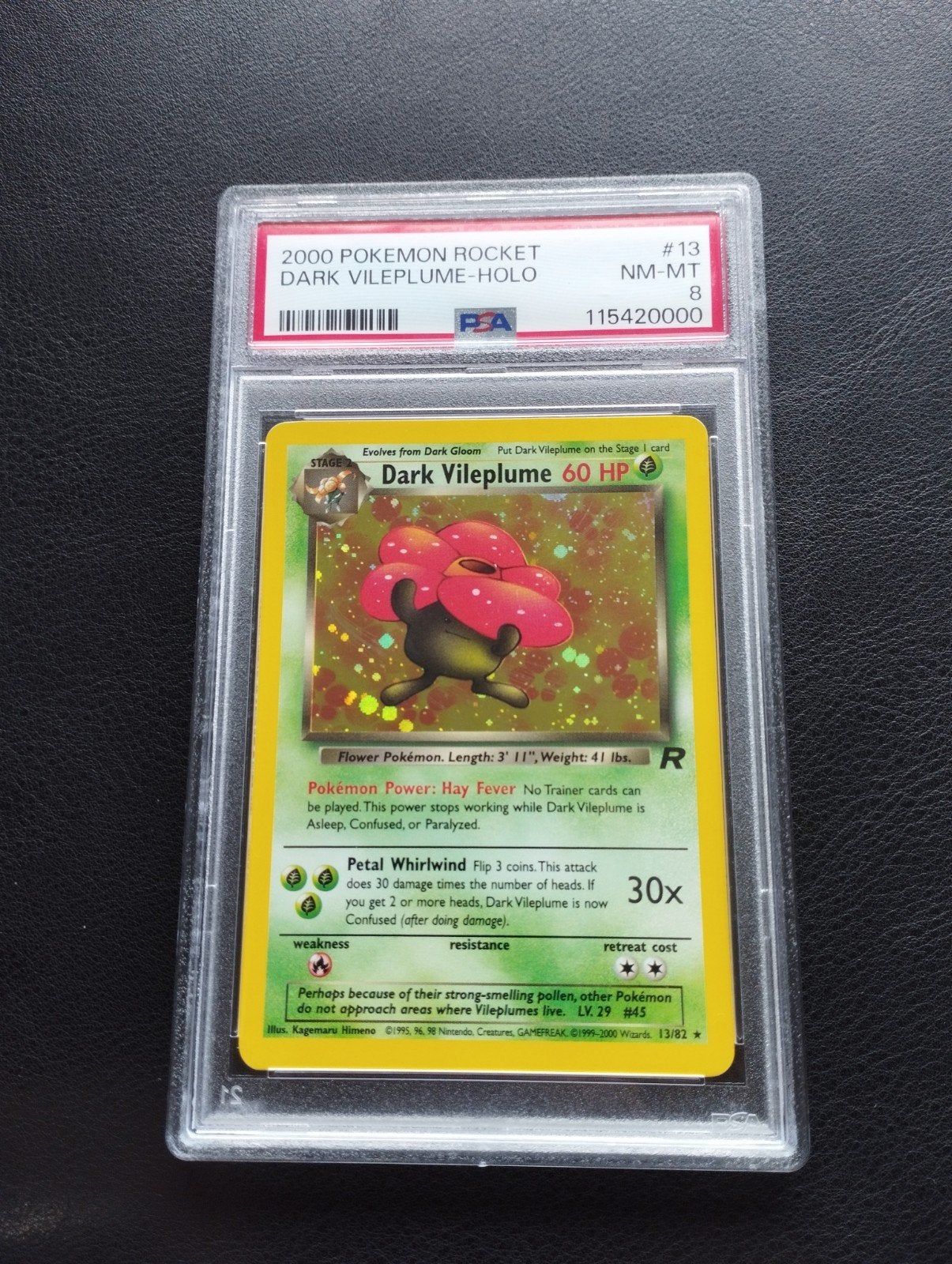 Dark Vileplume Holo Pokemon kaart Team Rocket PSA8 NM, Hobby en Vrije tijd, Verzamelkaartspellen | Pokémon, Ophalen of Verzenden