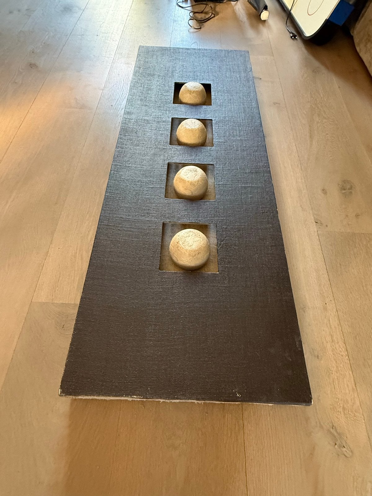 Uniek wandkunstwerk met 4 decoratieve bollen, Antiek en Kunst, Ophalen, Wanddecoratie