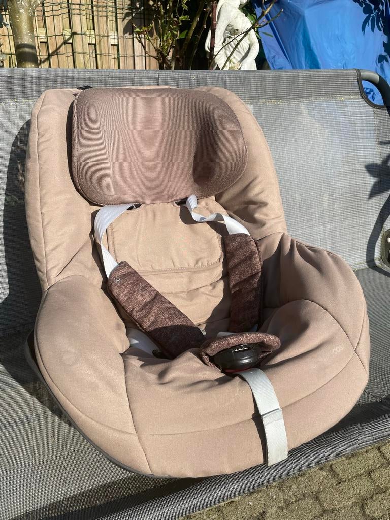 Maxi Cosi Pearl autostoel - Bruin, Gebruikt, 0 t/m 18 kg, Ophalen of Verzenden, Isofix
