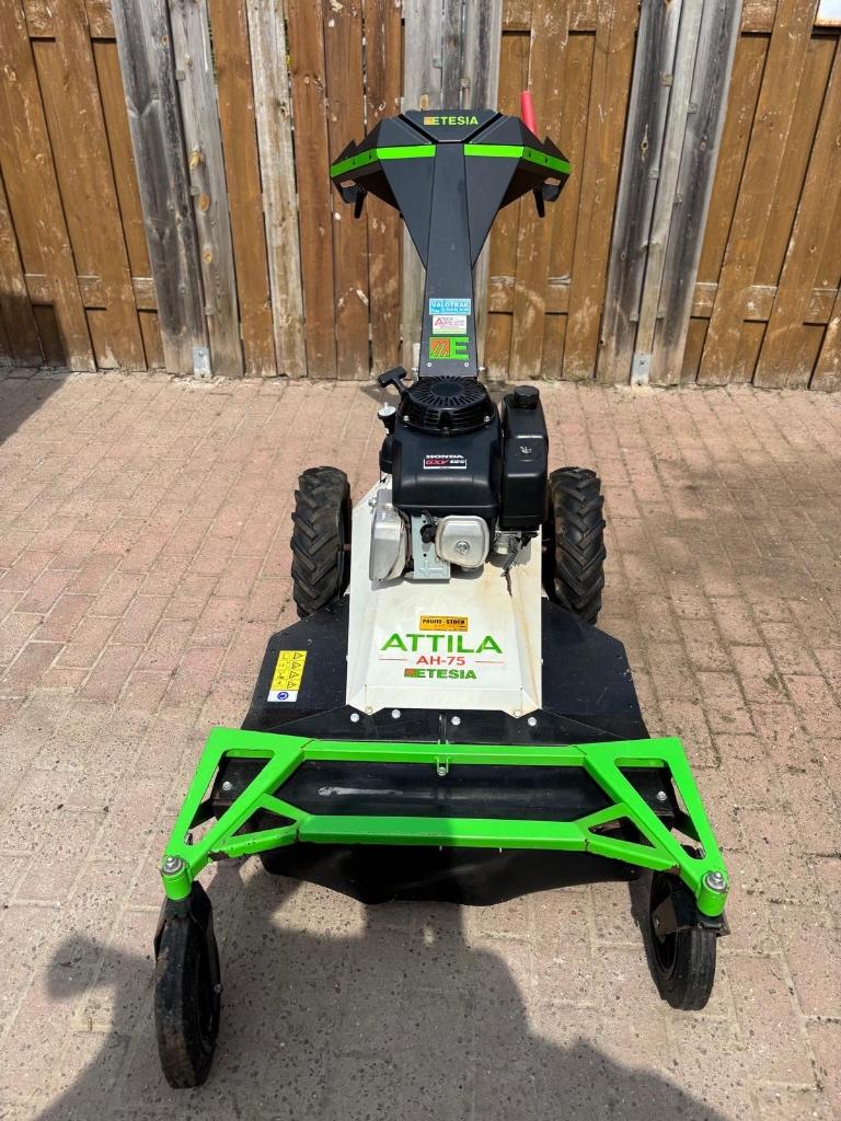 Etesia Attila AH75 Ruwterreinmaaier – Topstaat – Weinig uren, Benzine, Zo goed als nieuw, 50 cm of meer, Ophalen