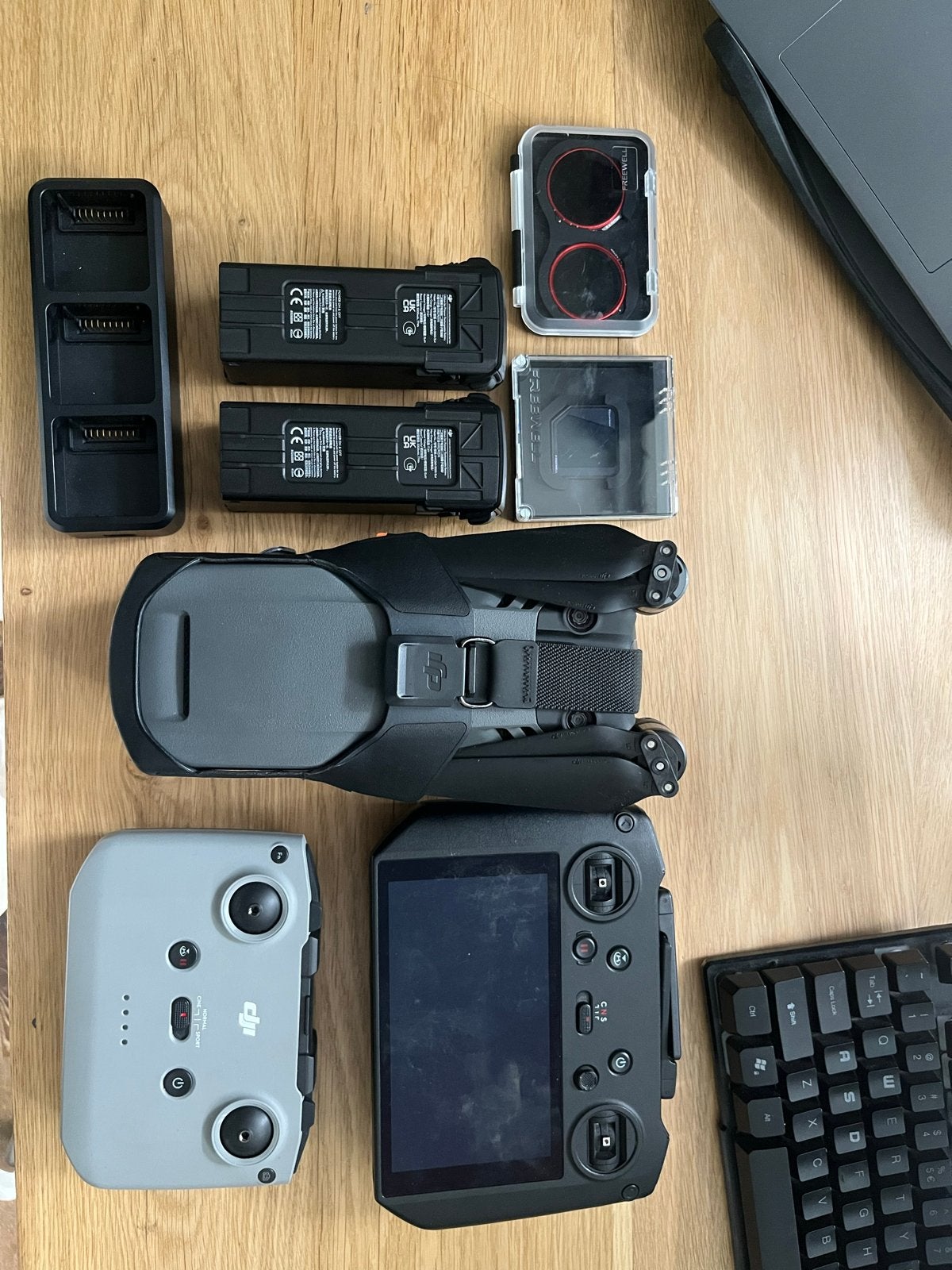 DJI Mavic 3 met extra controller en filters, drone, 30 tot 45 minuten, Extra accu('s), Ophalen of Verzenden, Zo goed als nieuw