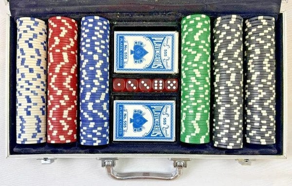 Pokerkoffer 300 chips aluminium koffer kaarten dobbelstenen, Coolsingel 104, 3011 AG Rotterdam, Netherlands, Verzenden, Een of twee spelers
