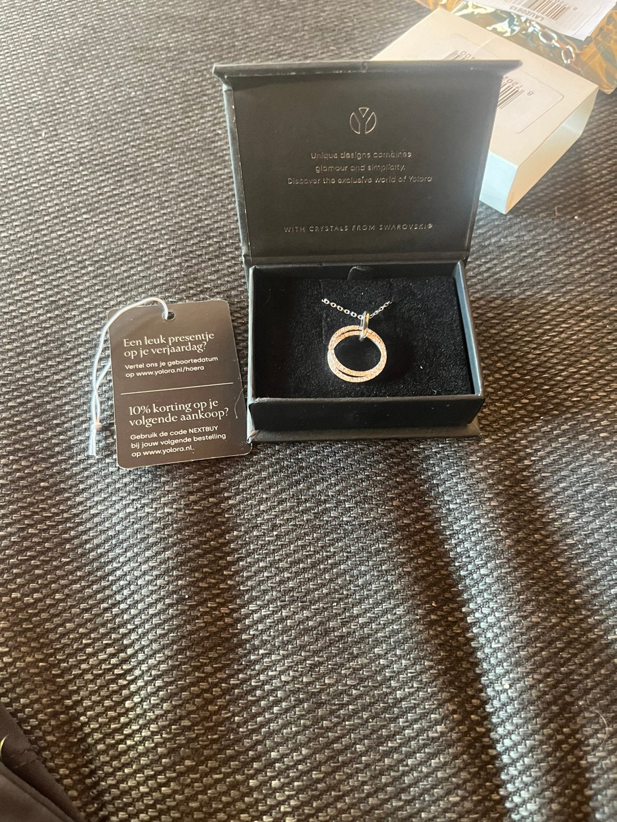 Yolora ketting met hanger, zilverkleurig met kristallen, Ophalen of Verzenden, Nieuw, Zilver, Met hanger