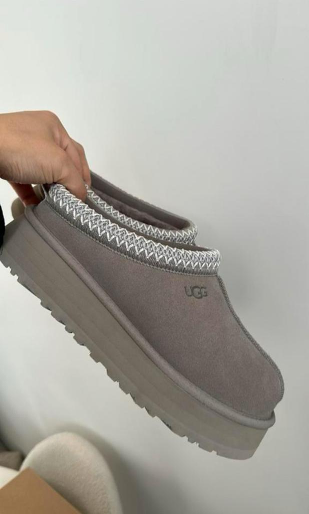 UGG tazz, Ophalen, Nieuw, Sneakers of Gympen