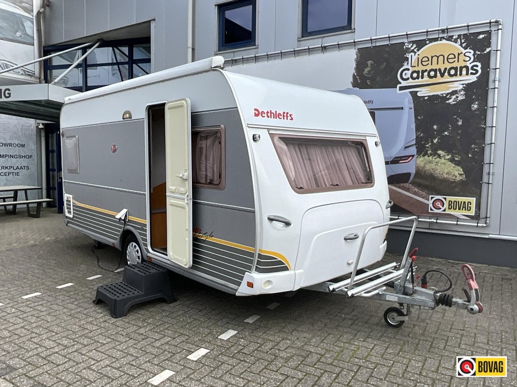 Dethleffs Camper Lifestyle 450 DB ALDE-LUIFEL-ZEER NETJES, Kachel, Rondzit, Bedrijf, 750 - 1000 kg