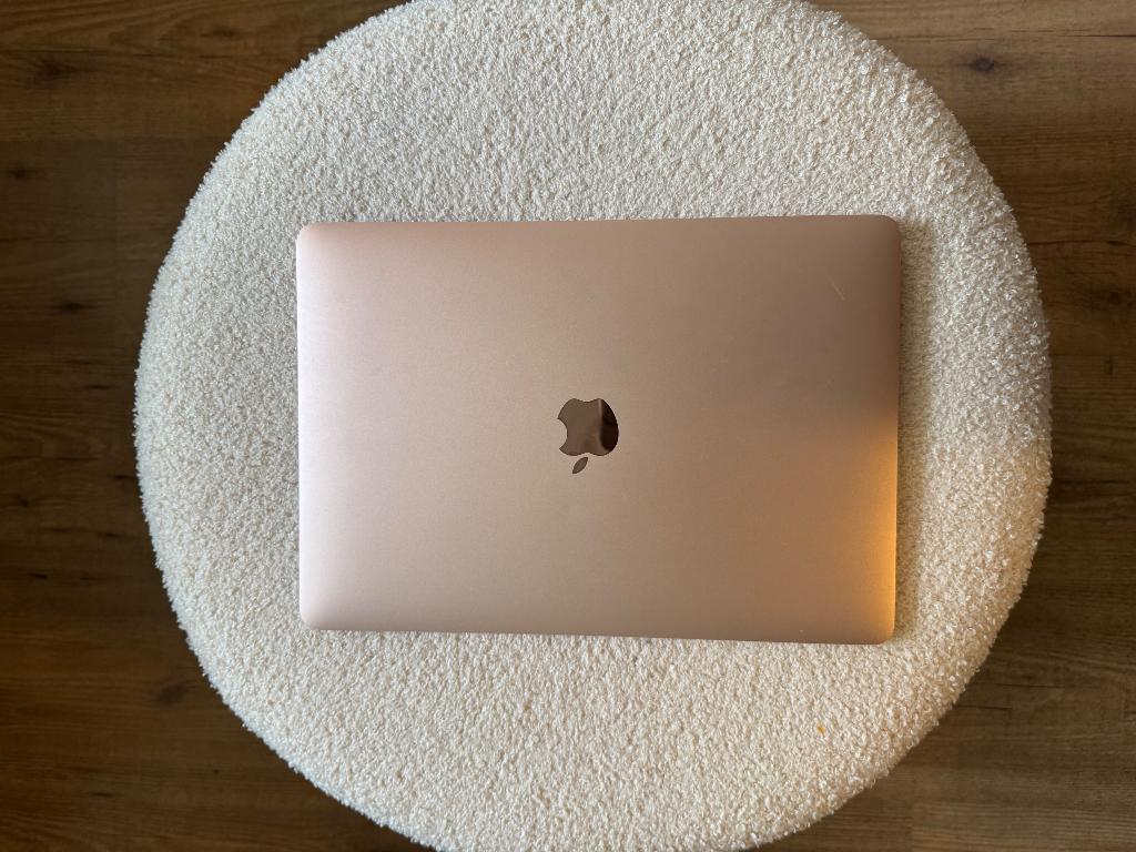 Macbook air 2019 (13 inch), Computers en Software, Apple Macbooks, Ophalen, Gebruikt, Qwerty, 8 GB