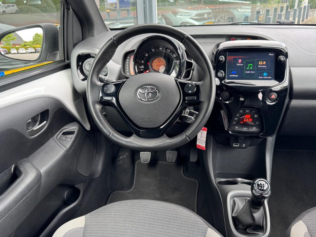 Toyota Aygo 1.0 VVT-i | X-Cite Ultimate 5-Drs | Airco-Ecc |, Auto's, Voorwielaandrijving, Gebruikt, Euro 6, 4 stoelen