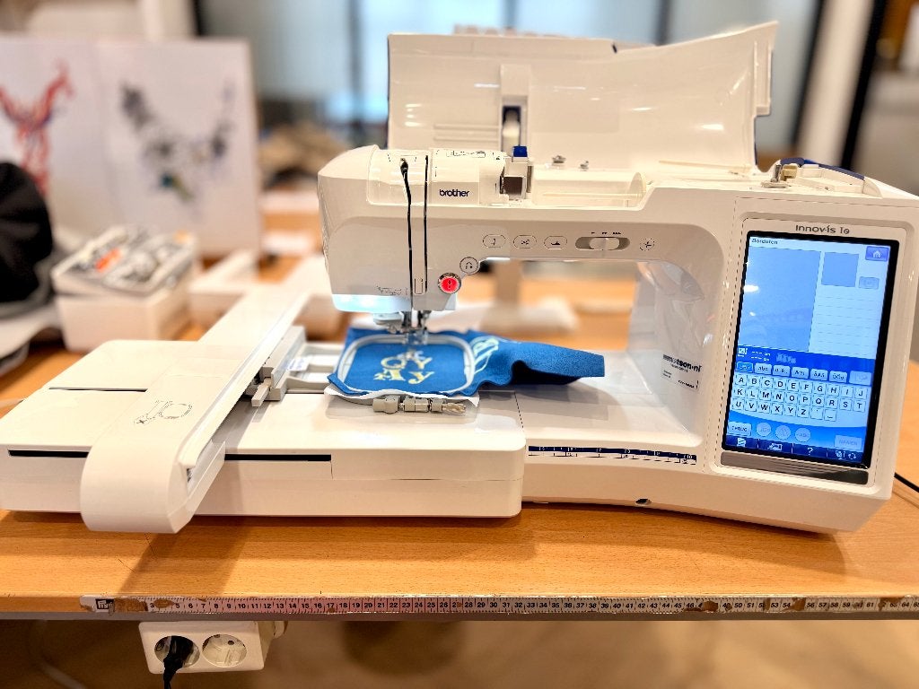 Brother Innovis 1e, Hobby en Vrije tijd, Ophalen, Zo goed als nieuw, Machineborduren, Borduurmachine