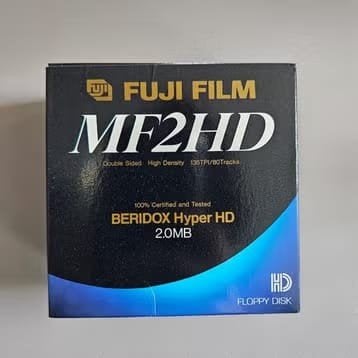 Fuji MF2HD Floppy Disks - Nieuw en Ongebruikt Pakje, Computers en Software, Ophalen of Verzenden, Nieuw