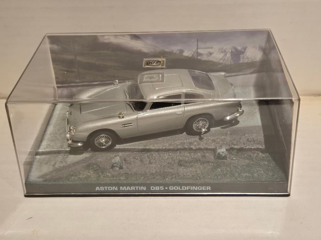 1/43 Aston Marin DB5 007 Goldfinger, Hobby en Vrije tijd, Modelauto's | 1:43, Ophalen of Verzenden, Gebruikt, Auto, Overige merken