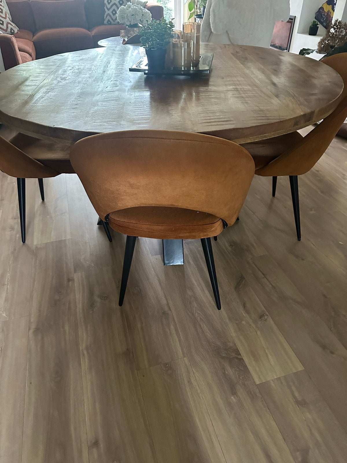 Set van 4 cognac fluwelen eetkamerstoelen, Huis en Inrichting, Stoelen, Ophalen, Bruin, Zo goed als nieuw, Vier