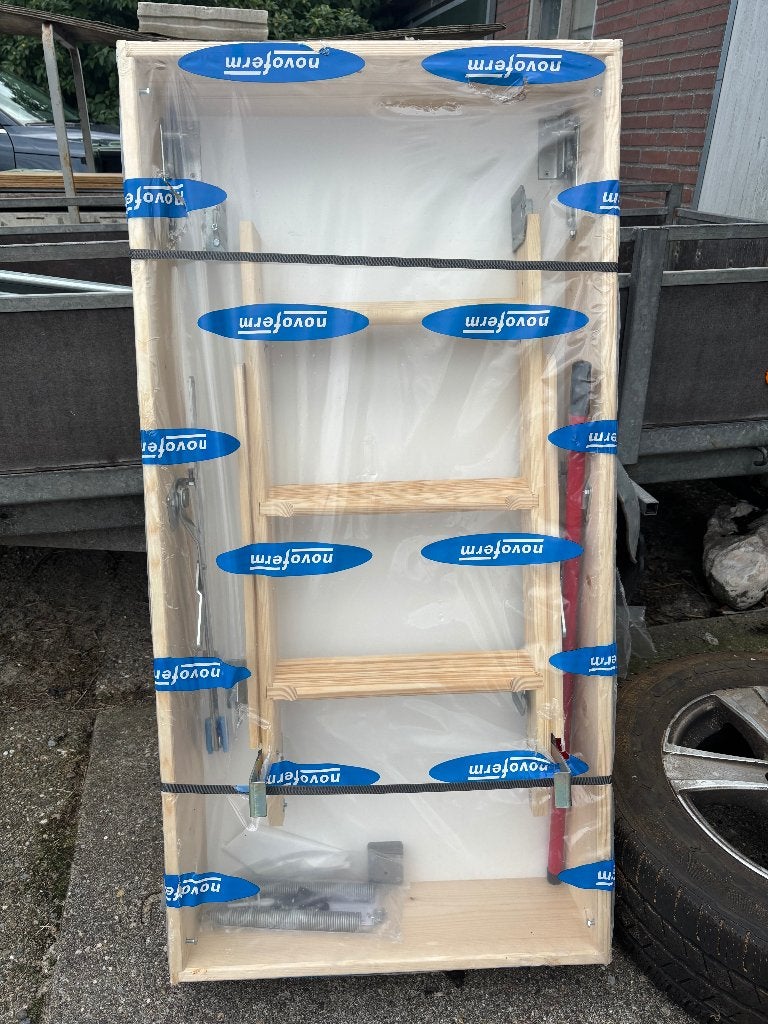 Nieuwe Novoferm Vlieringtrap Type 1180 compleet, Ophalen, Nieuw, Trap, 2 tot 4 meter