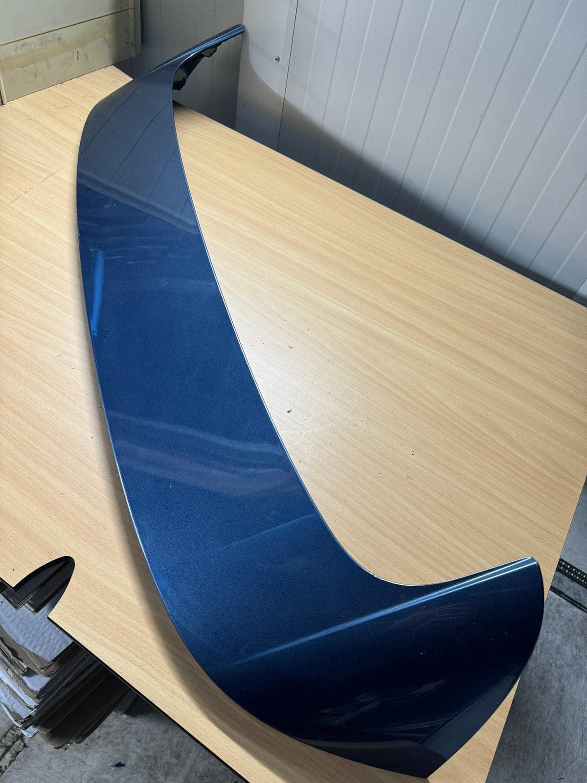 Ford fiesta achterklep spoiler, Ophalen