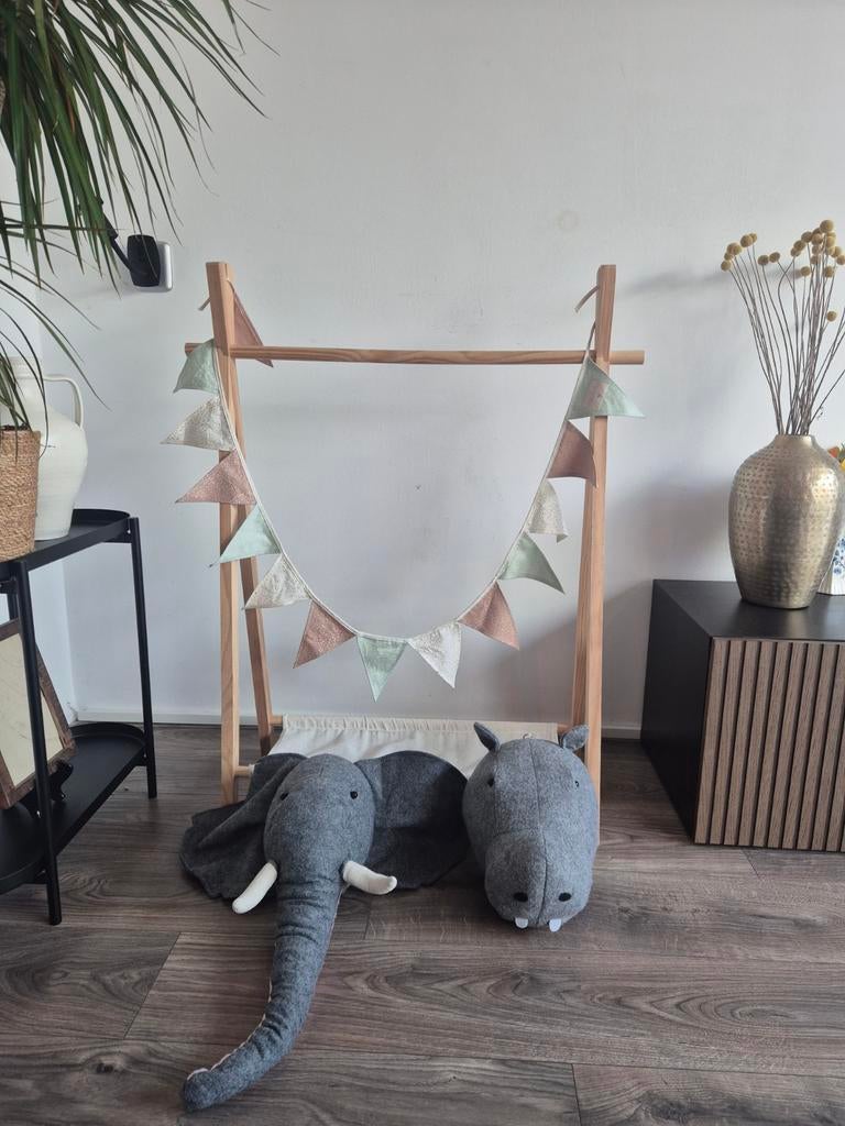 Houten kledingrekje voor kinderen, Ophalen, Zo goed als nieuw, Wanddecoratie