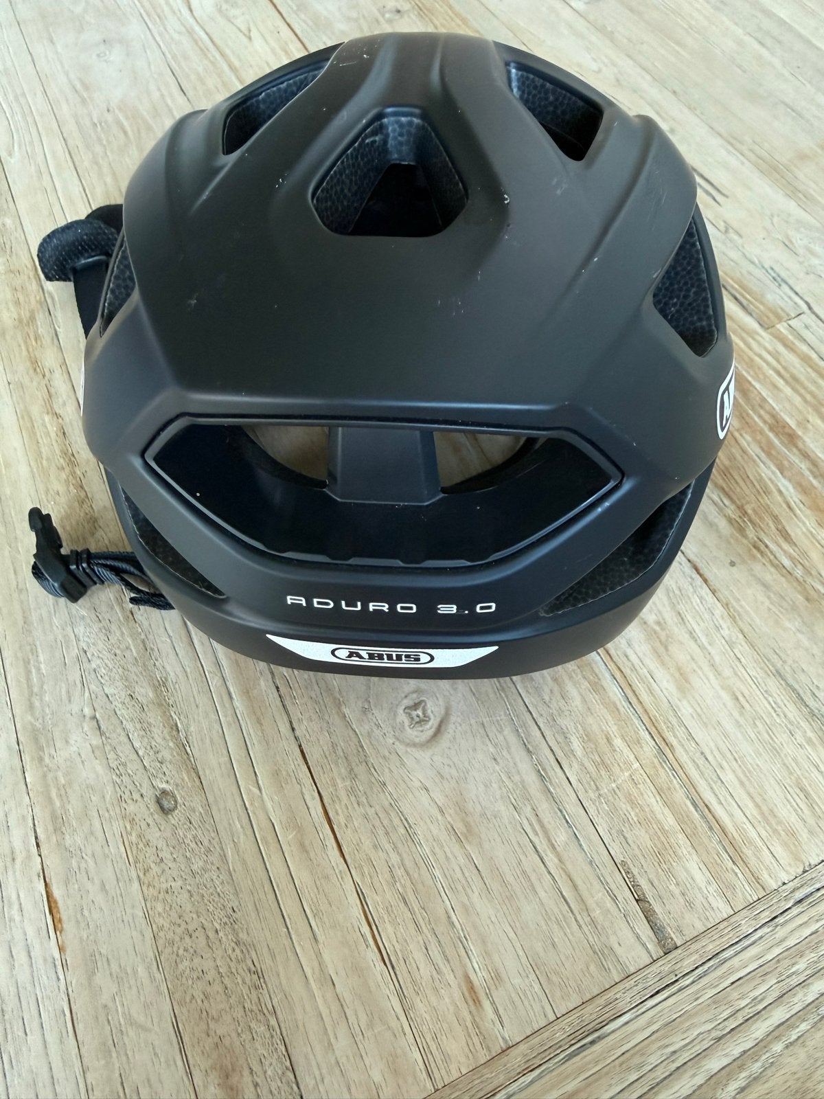 ABUS Aduro 3.0 Fietshelm Zwart - Maat M, Ophalen, Zo goed als nieuw, M, Heer of Dame