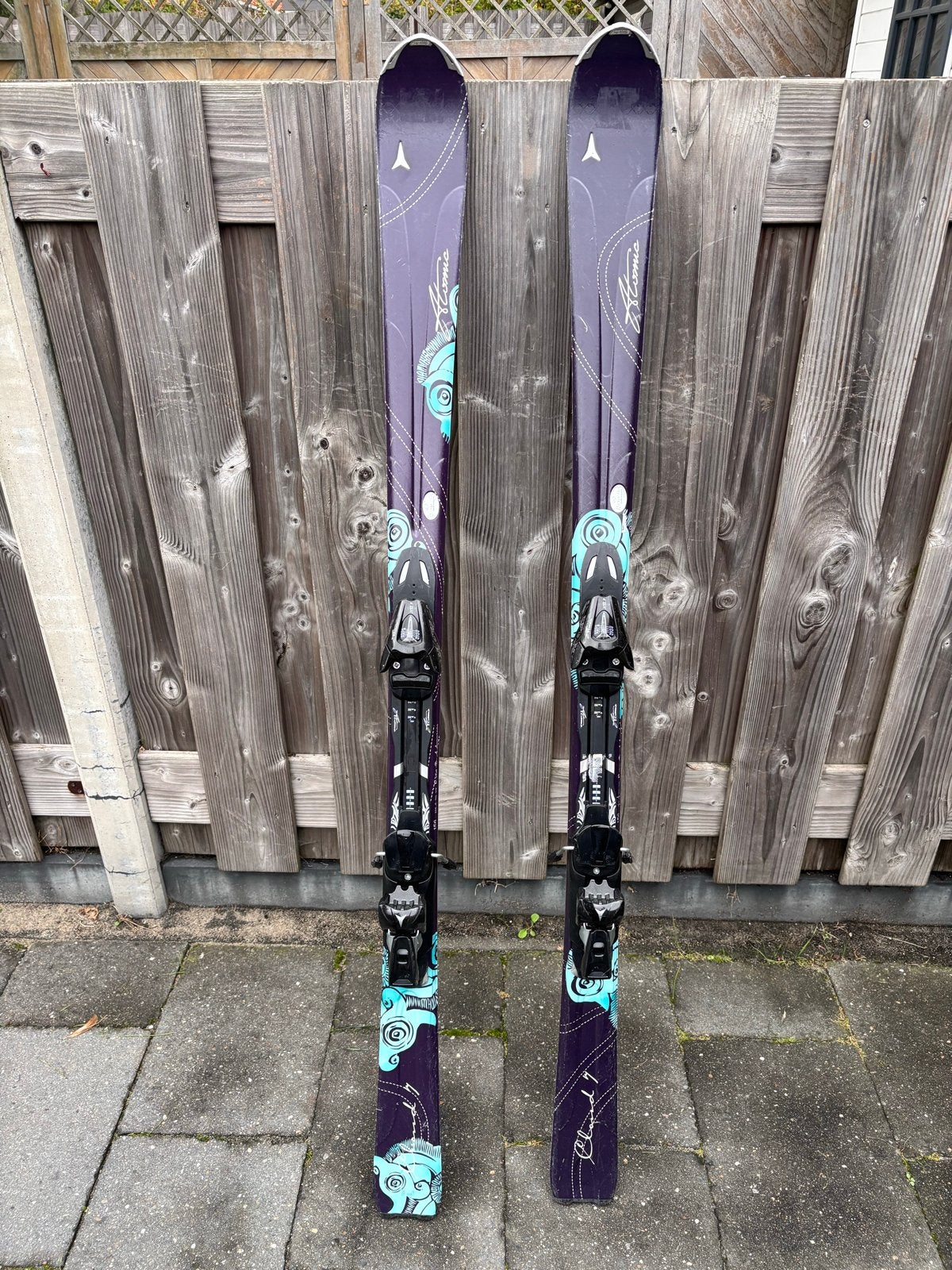 Atomic Cloud 7 ski's 156 cm met bindingen, Ophalen, 140 tot 160 cm, Gebruikt, Atomic