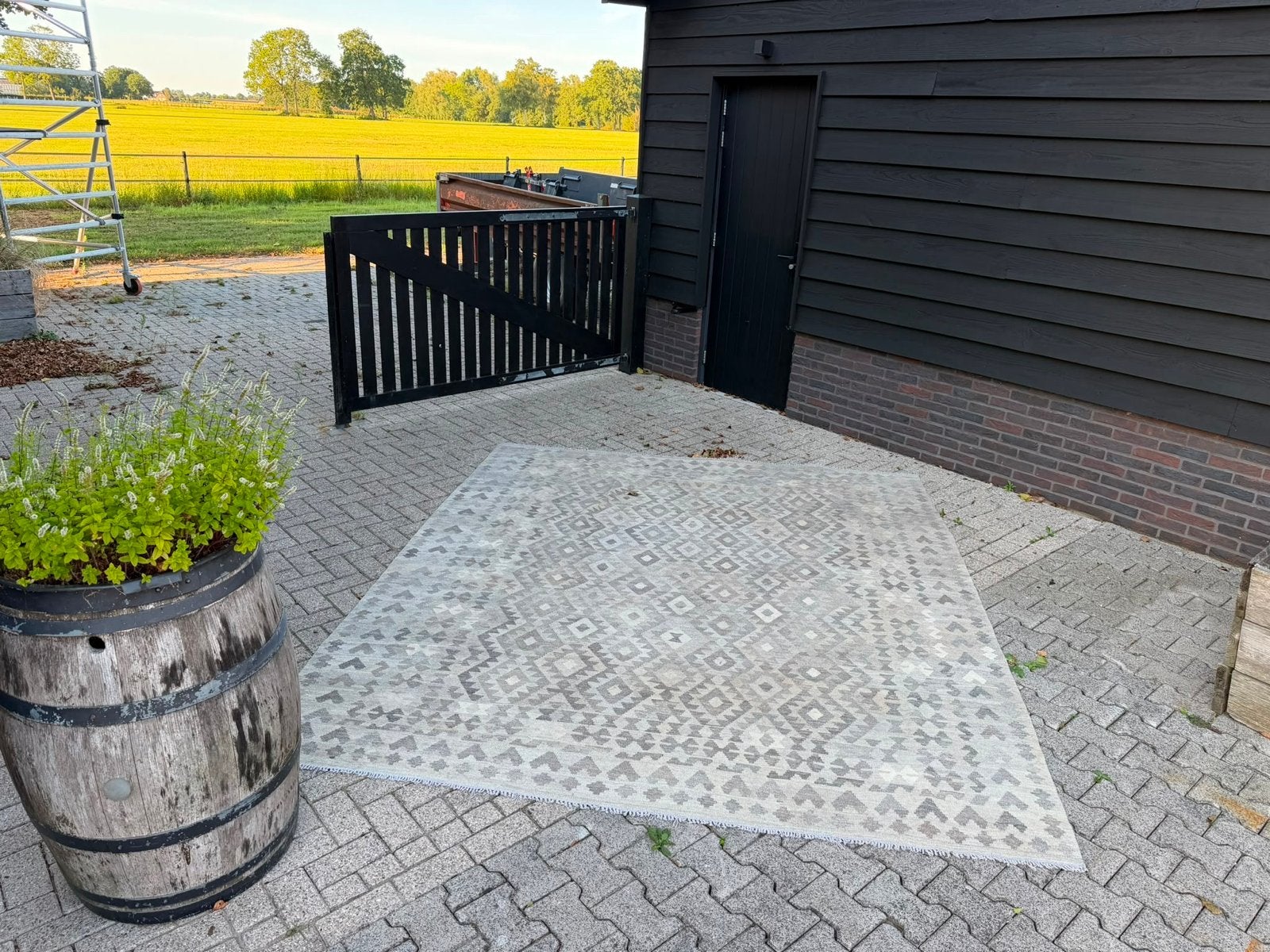 Stijlvol grijs vloerkleed van de Potstal, 150 tot 200 cm, 200 cm of meer, Ophalen of Verzenden, Zo goed als nieuw