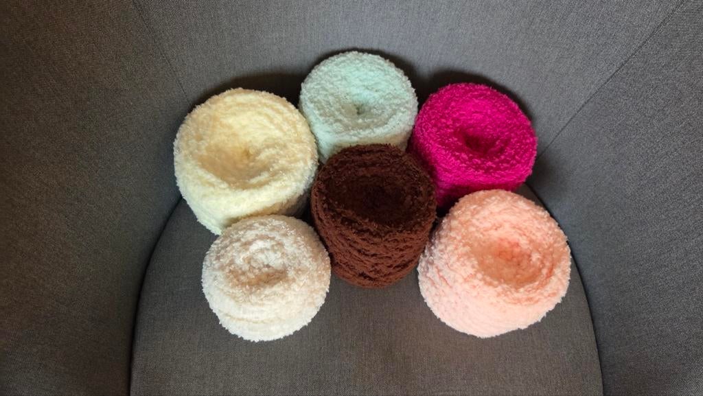 Zacht teddy garen van Zeeman in diverse kleuren, Hobby en Vrije tijd, Breien en Haken, Ophalen of Verzenden