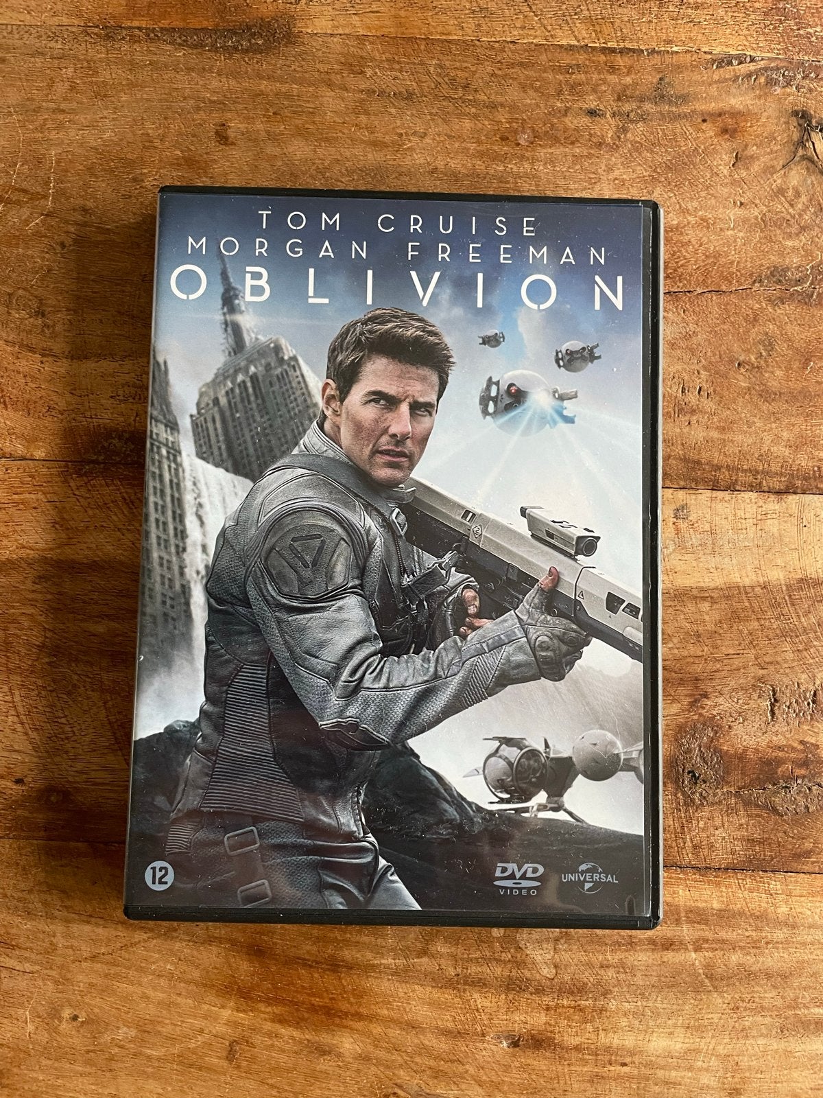 Oblivion DVD - Tom Cruise & Morgan Freeman - Sciencefiction, Vanaf 12 jaar, Ophalen of Verzenden, Zo goed als nieuw, Science Fiction