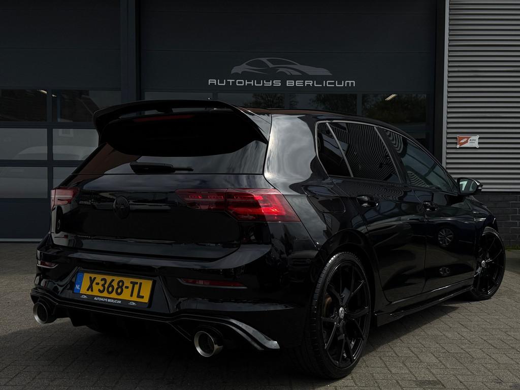 Volkswagen Golf 1.5 eTSI Style R Line Sfeer Clima Maxton Sto, Auto's, 4 cilinders, 150 pk, Alcantara, Zwart