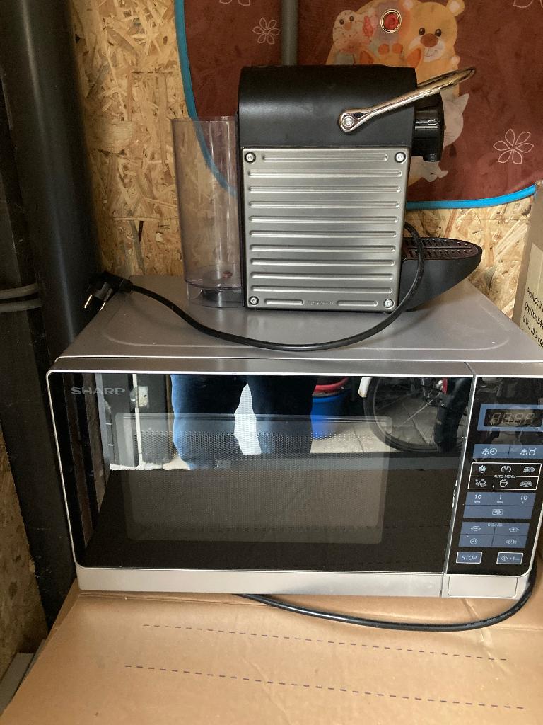 Magnetron sharp, Ophalen, Gebruikt, Magnetron, Draaiplateau
