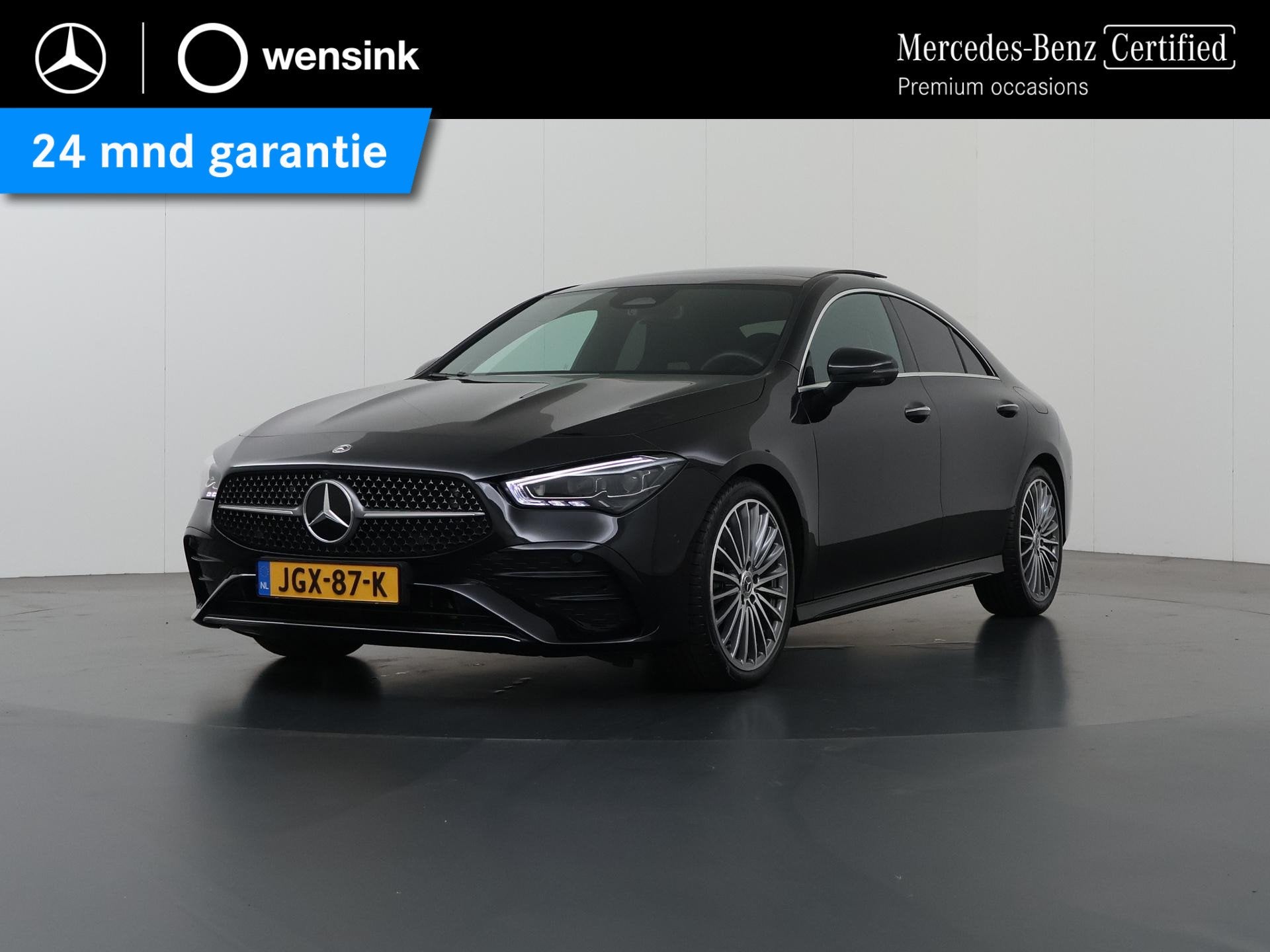 Mercedes-Benz CLA-klasse 180 Business Solution AMG | Panoram, Auto's, 136 pk, Gebruikt, 4 cilinders, Zwart