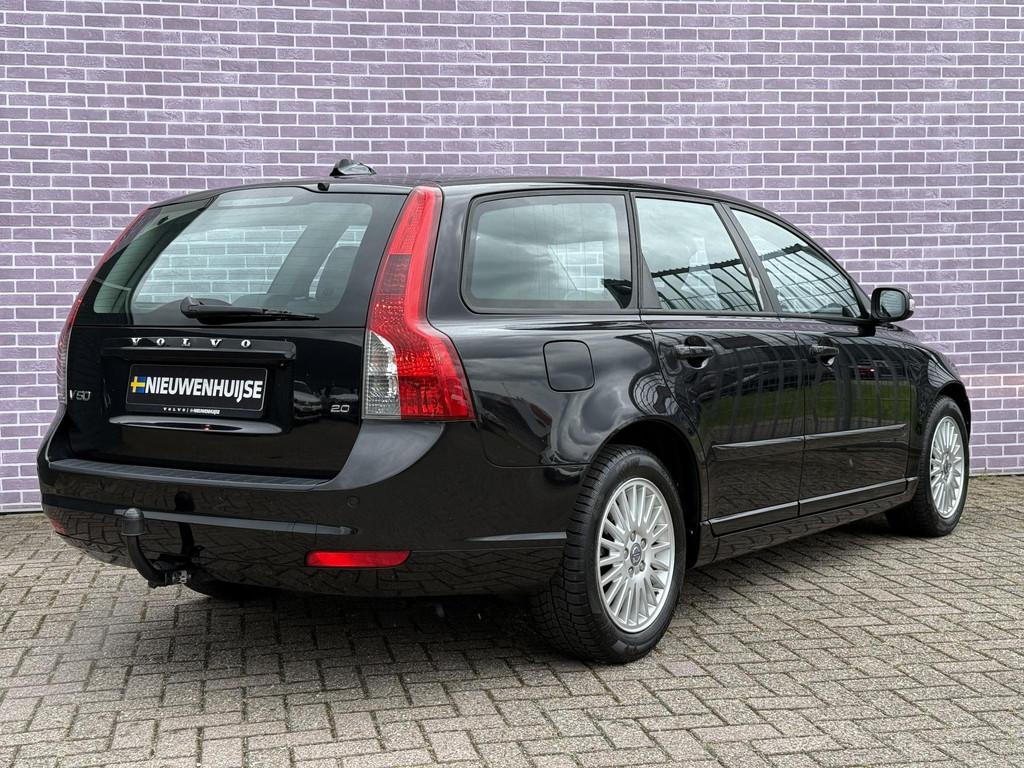 Volvo V50 2.0 Edition II | 12 mnd BOVAG garantie | Trekhaak, Auto's, Voorwielaandrijving, Zwart, 4 cilinders, Zwart