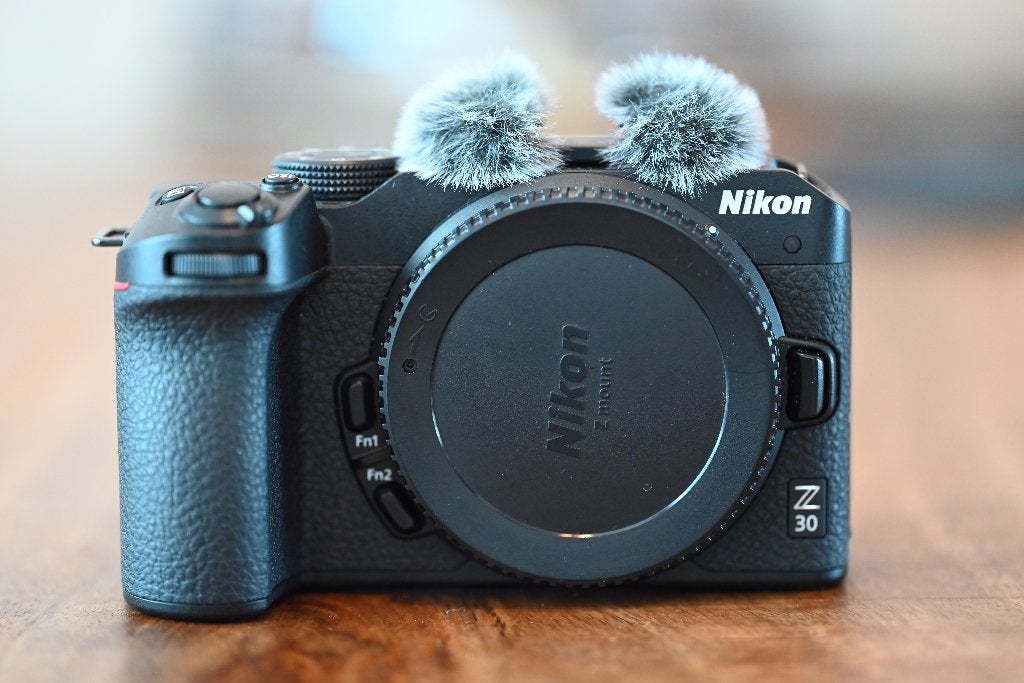 Nikon Z30 + 16-50mm Vlogkit, Audio, Tv en Foto, Fotocamera's Digitaal, Lensdop, Ophalen of Verzenden, Zo goed als nieuw, Bluetooth