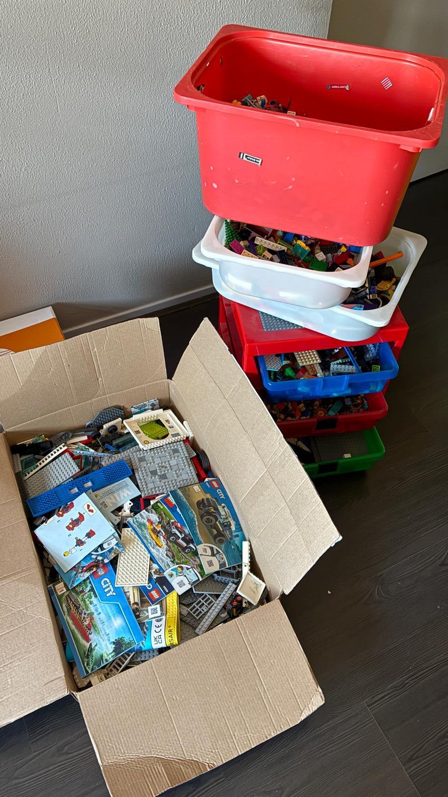 15 kg Lego losse stenen, ladekast, een paar minifigures, City, Lego, Inclusief accessoires, Ophalen of Verzenden