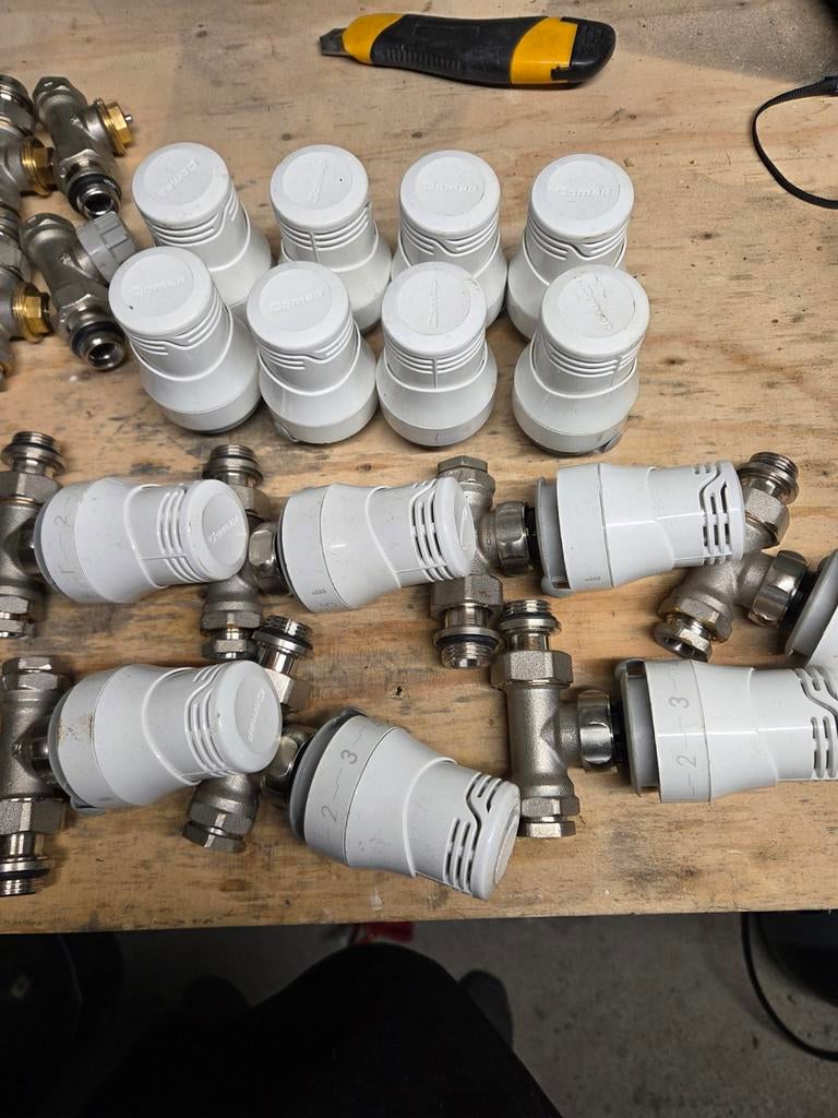 Comap rechte thermostaatkranen 28 stuks ook los voor 10€, Ophalen of Verzenden