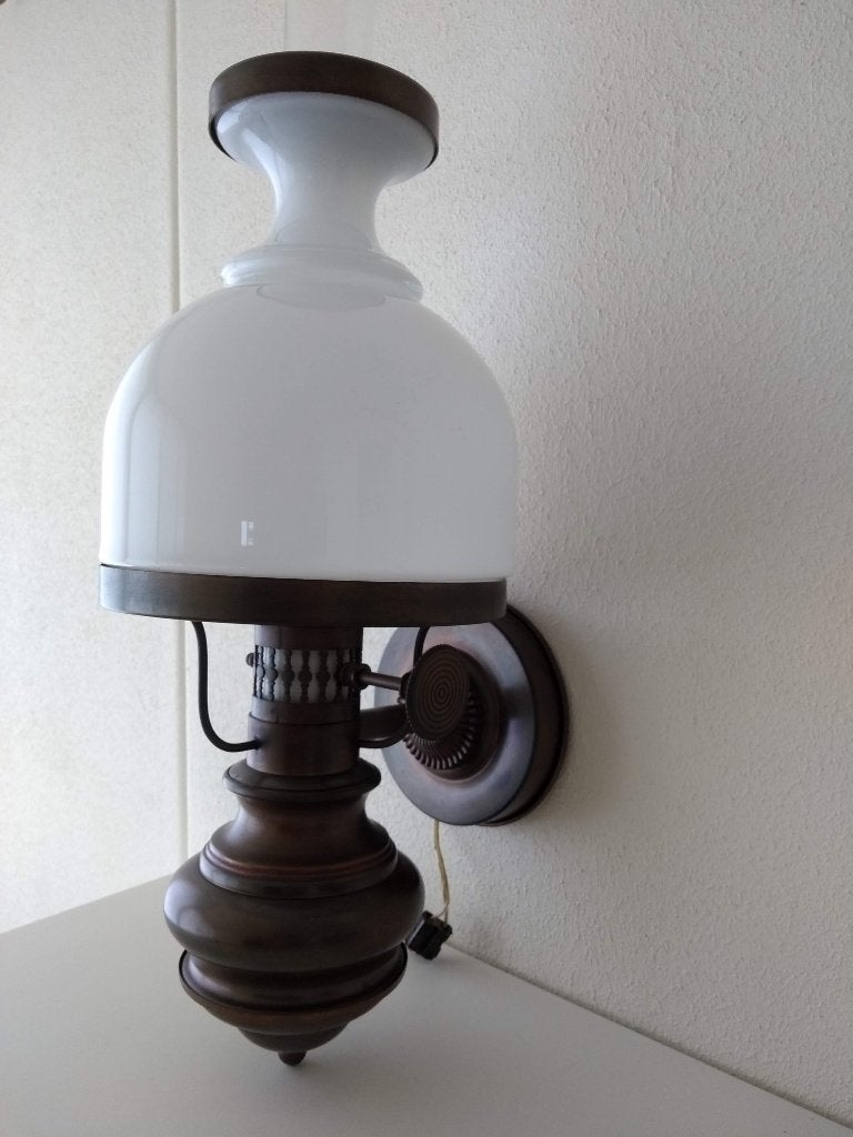 Wandlamp brons, Ophalen