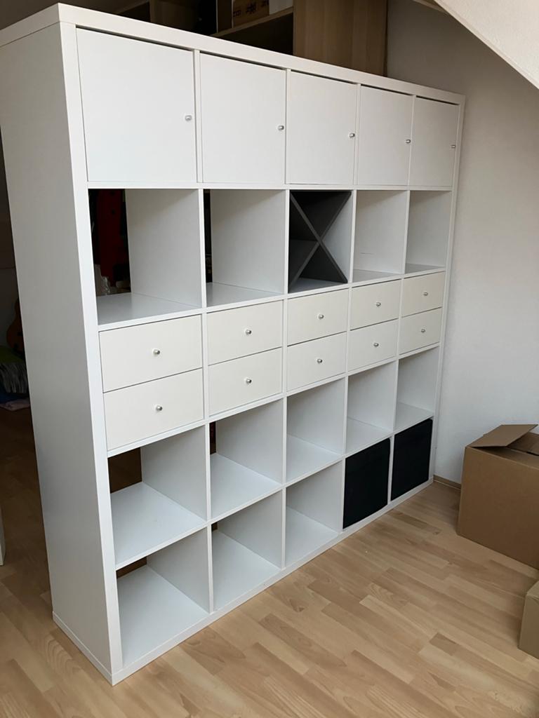 IKEA Kallax kast met deurtjes, lades en stoffen bakken, Huis en Inrichting, Kasten | Boekenkasten, Ophalen, Overige materialen