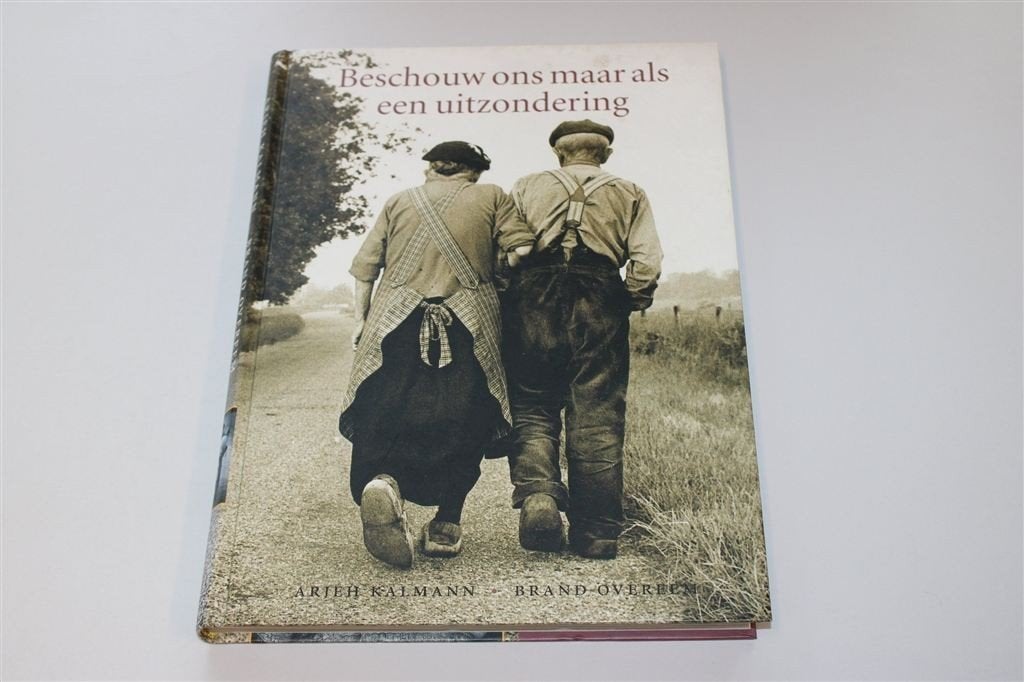 Beschouw ons maar als een uitzondering., Ophalen of Verzenden, Zo goed als nieuw