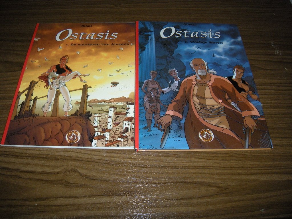 Qstasis 2 delen HC/SC, Boeken, Complete serie of reeks, Ophalen of Verzenden, Zo goed als nieuw