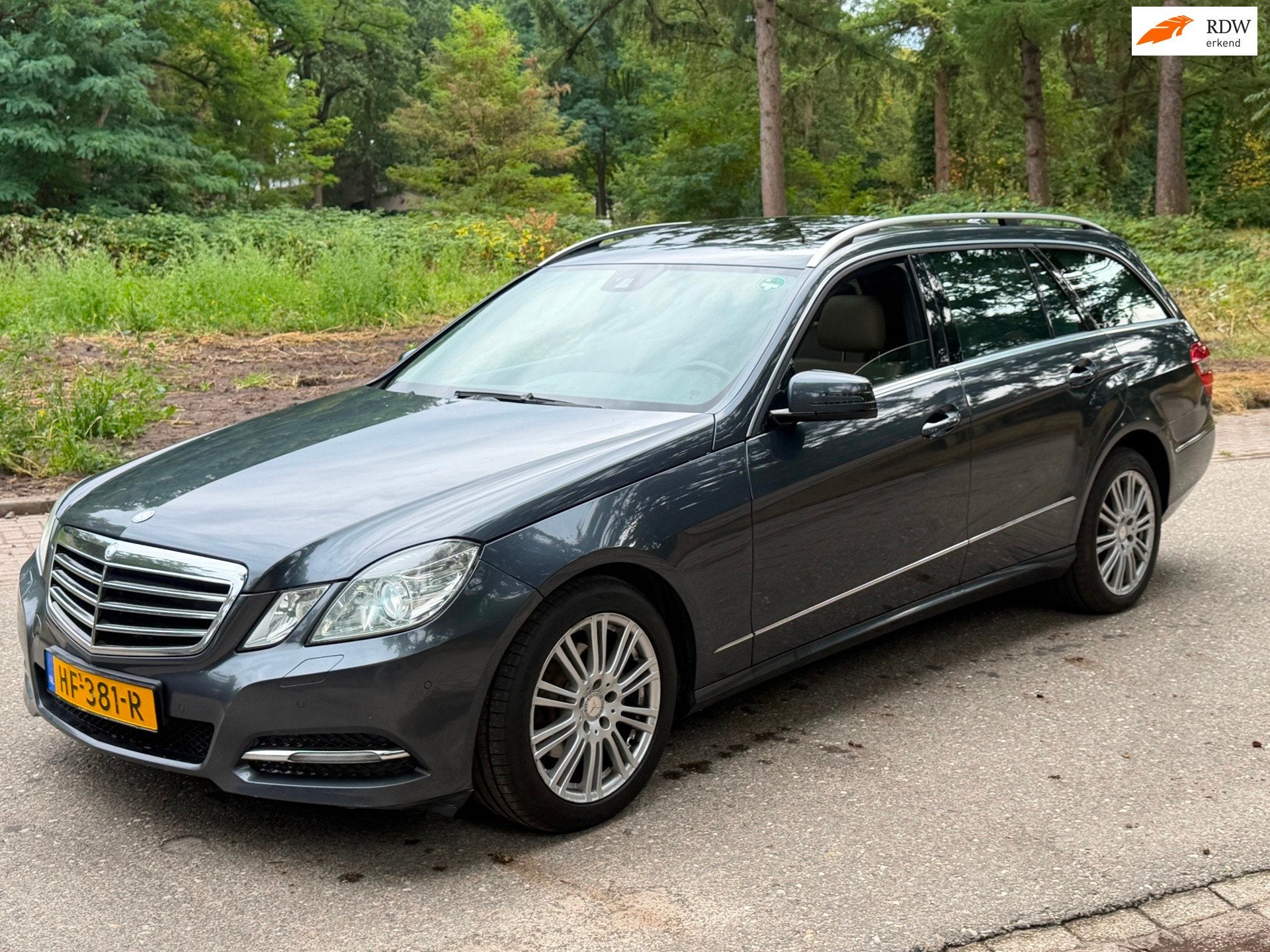 Mercedes-Benz E-klasse Estate 220 CDI Business Class Avantga, Auto's, Achterwielaandrijving, Gebruikt, Beige, 163 pk