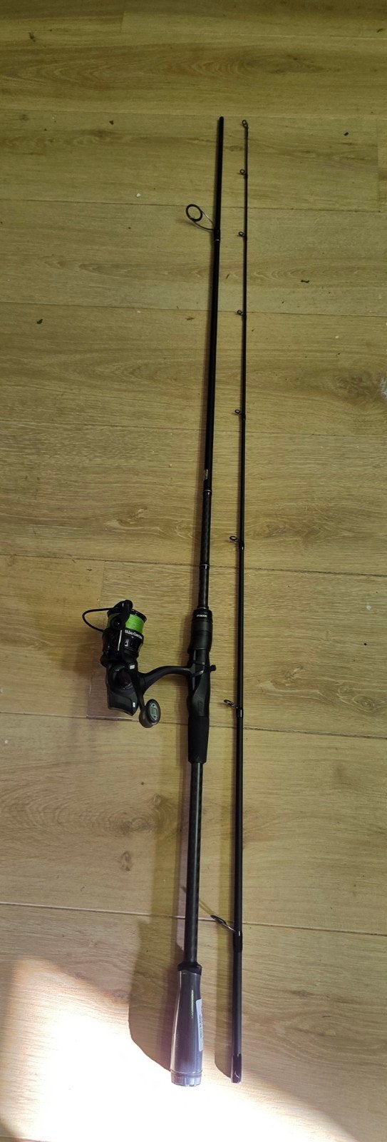 Abu Garcia Max SX spinning combo 244cm 7-28g, Ophalen, Zo goed als nieuw, Werphengel
