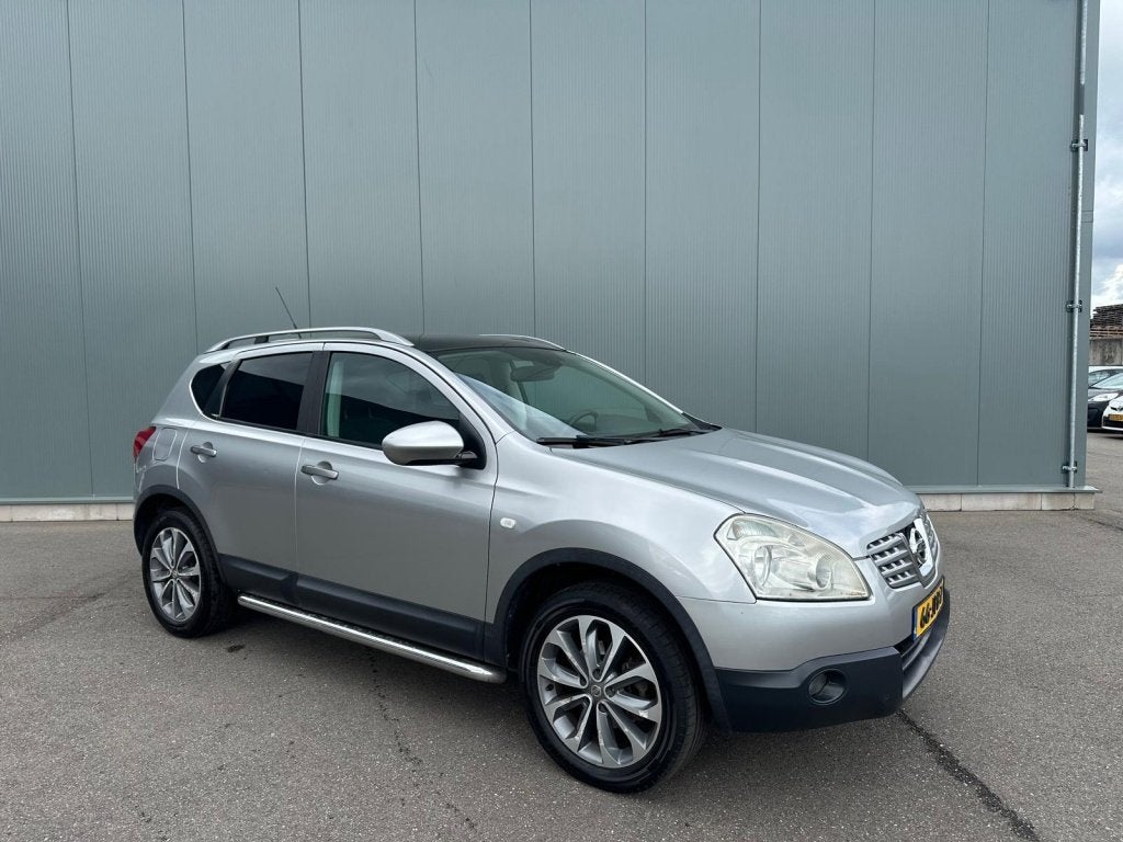 Nissan QASHQAI 1.6 Connect Edition PANORAMADAK | TREKHAAK |, Auto's, 1272 kg, 15 km/l, 4 cilinders, Parkeersensor