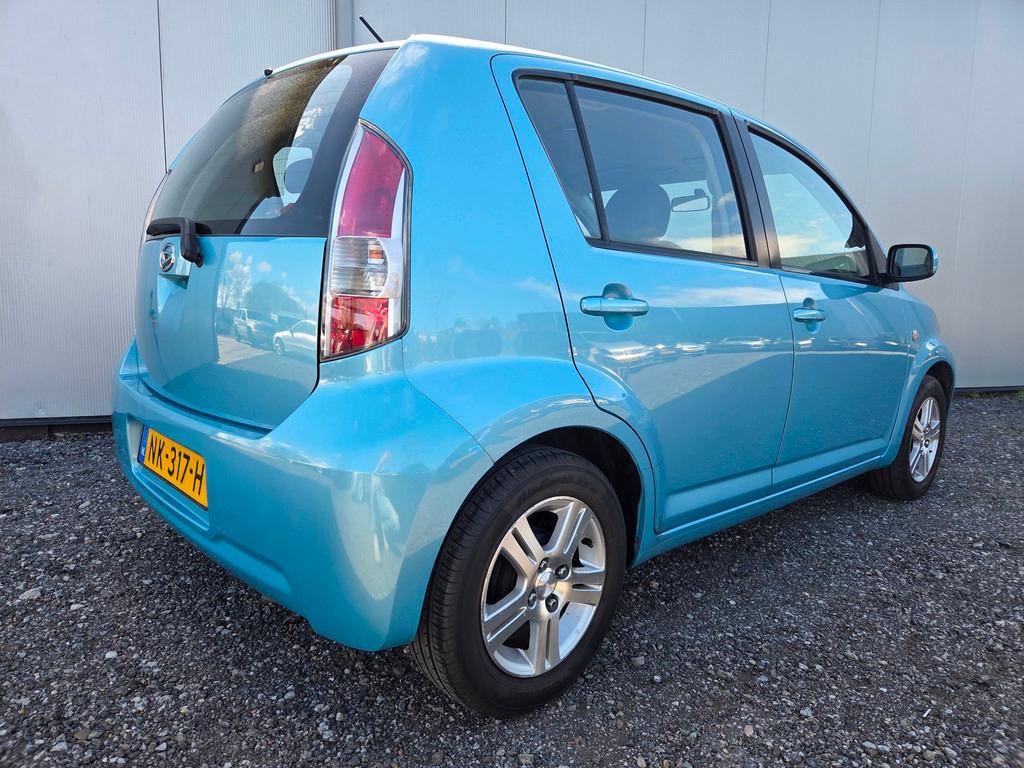 Daihatsu Sirion 2 1.3-16V Comfort, Auto's, Daihatsu, Voorwielaandrijving, Stof, Gebruikt, 4 cilinders